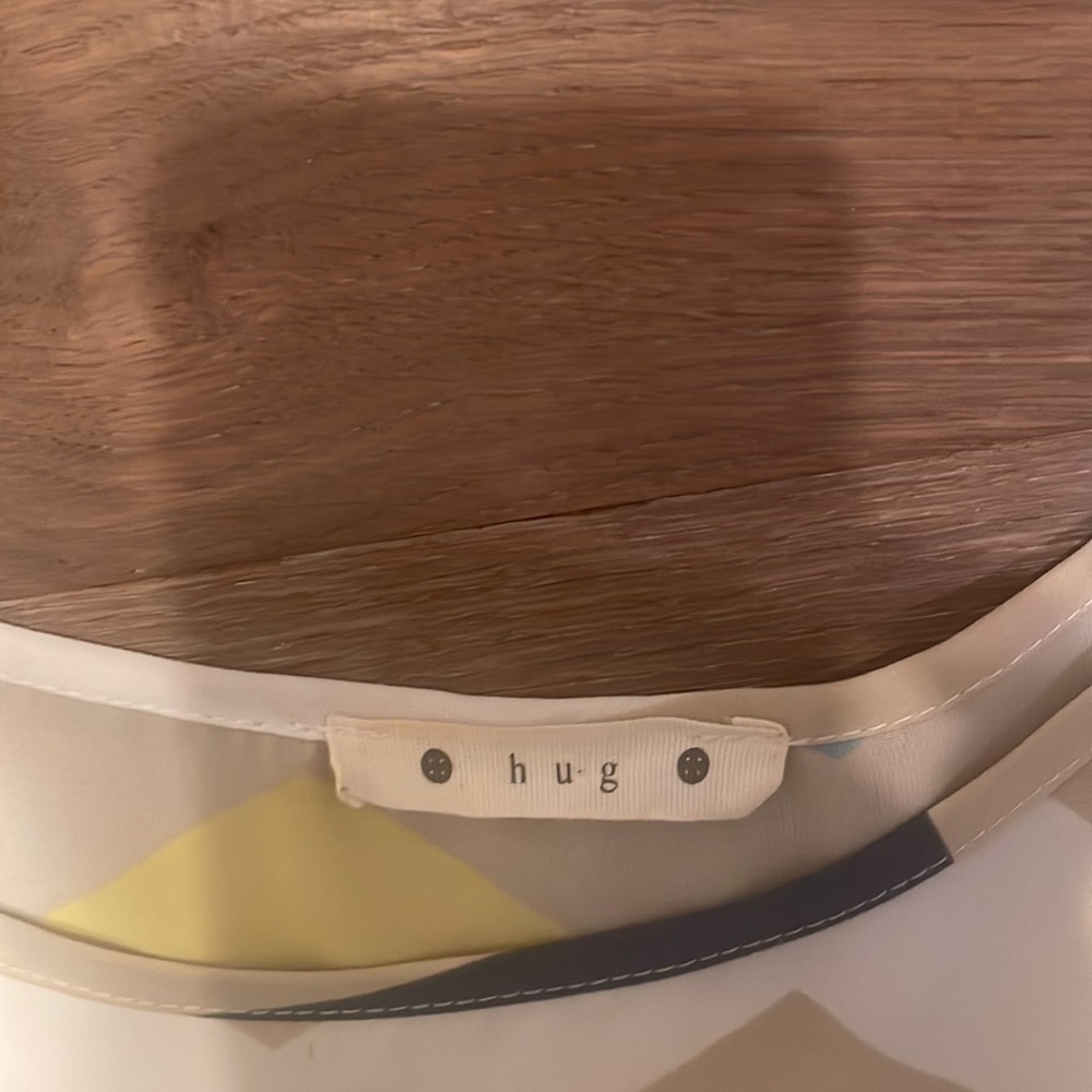 Hug blouse - Picture 2 of 2